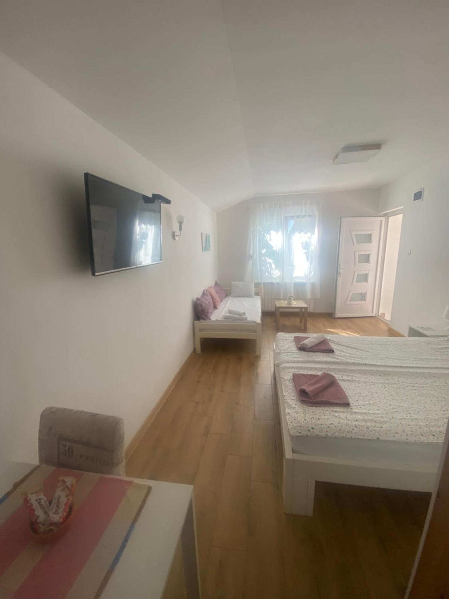 Garden Apartmani 3 Belgrado Buitenkant foto